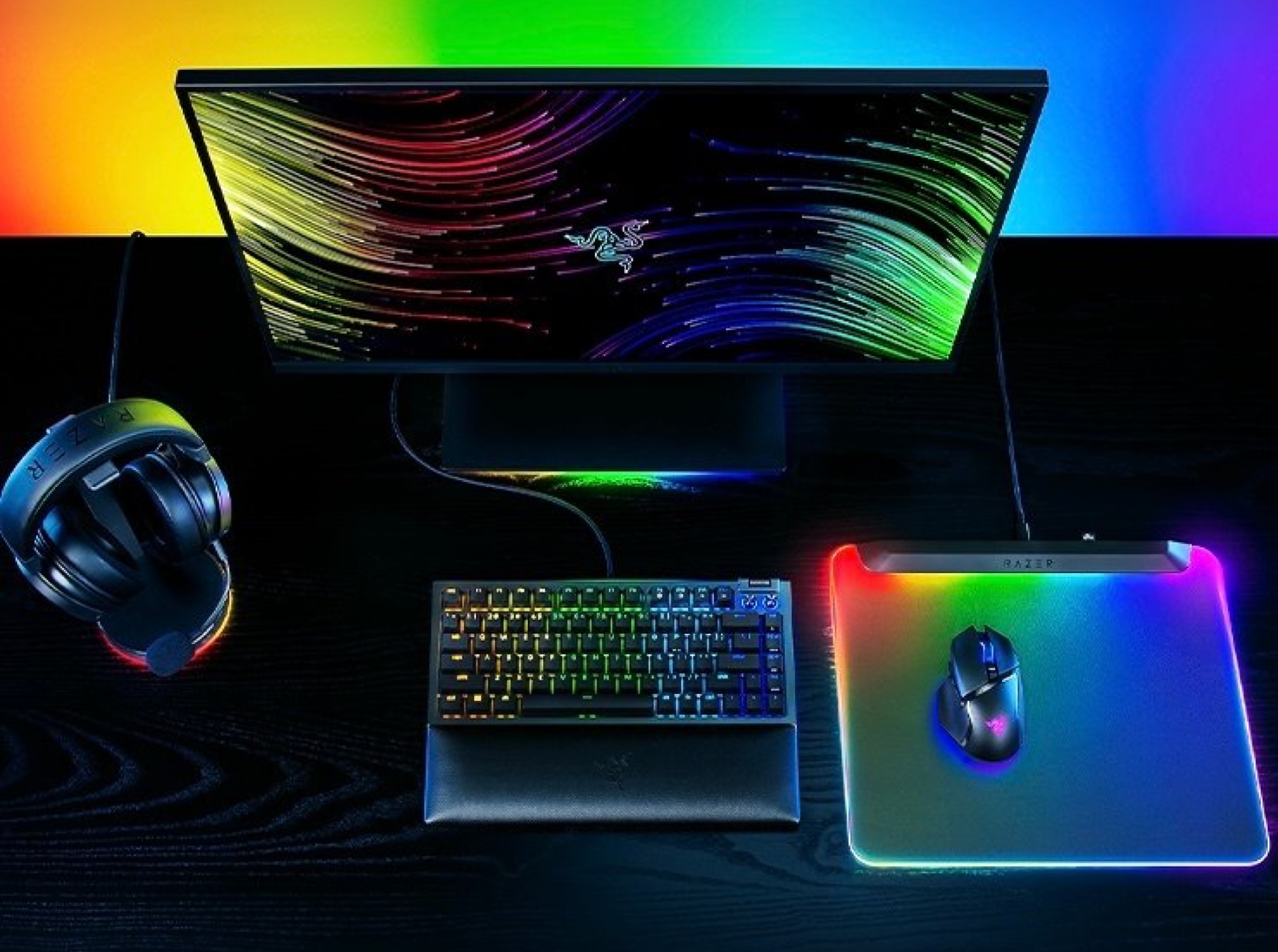 Razer zaprezentował Firefly V2 Pro: podkładkę pod mysz z podświetleniem RGB i dwoma portami USB za 124 USD
