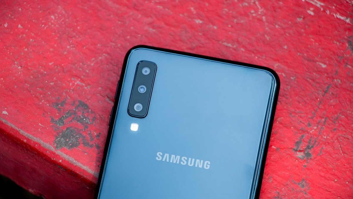 Samsung przygotowuje nową linię Galaxy R, a Galaxy A90 może być jej pierwszym smartfonem