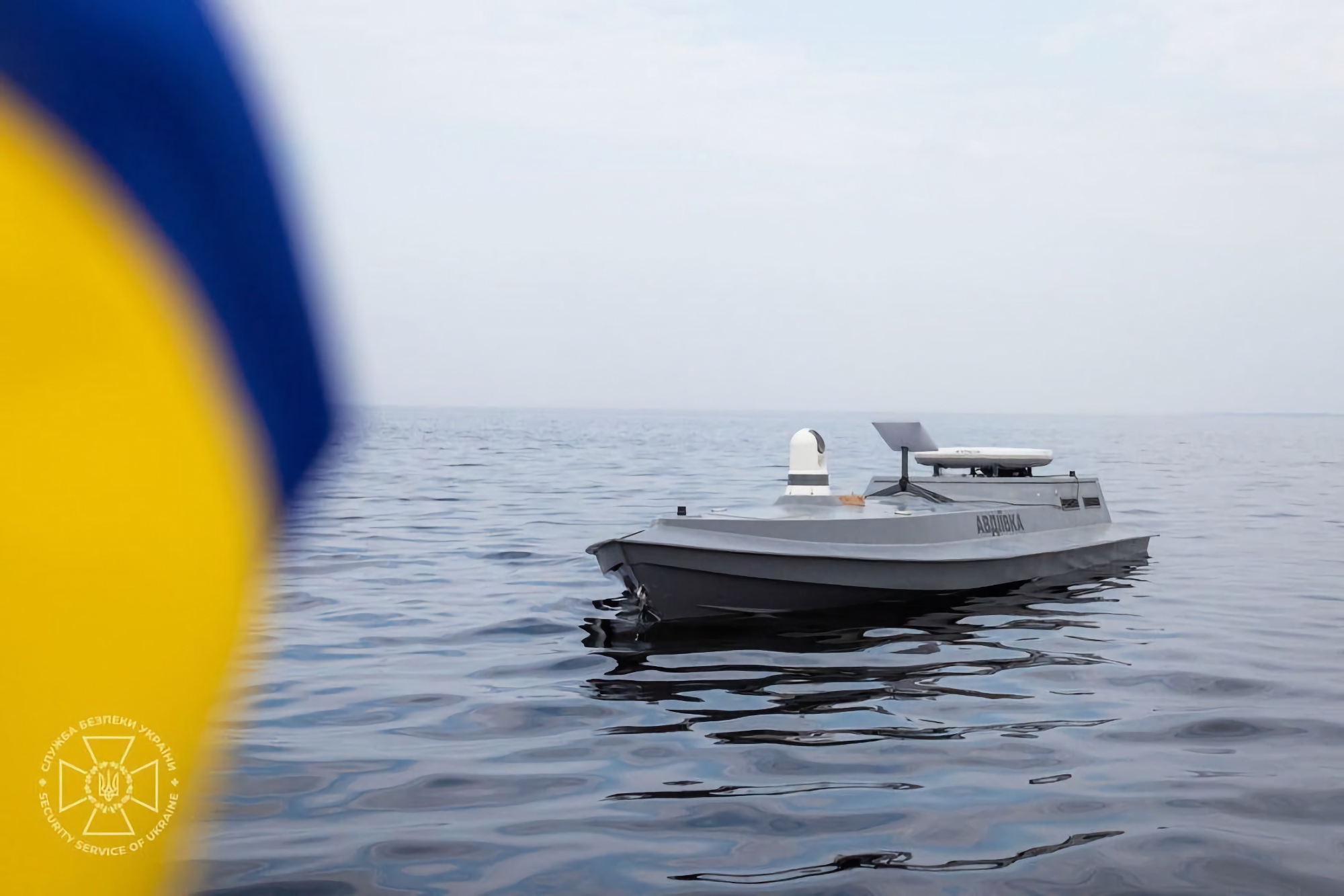 Służba Bezpieczeństwa Ukrainy testuje nowego drona morskiego Sea Baby o zasięgu do 1000 km i udźwigu około tony.