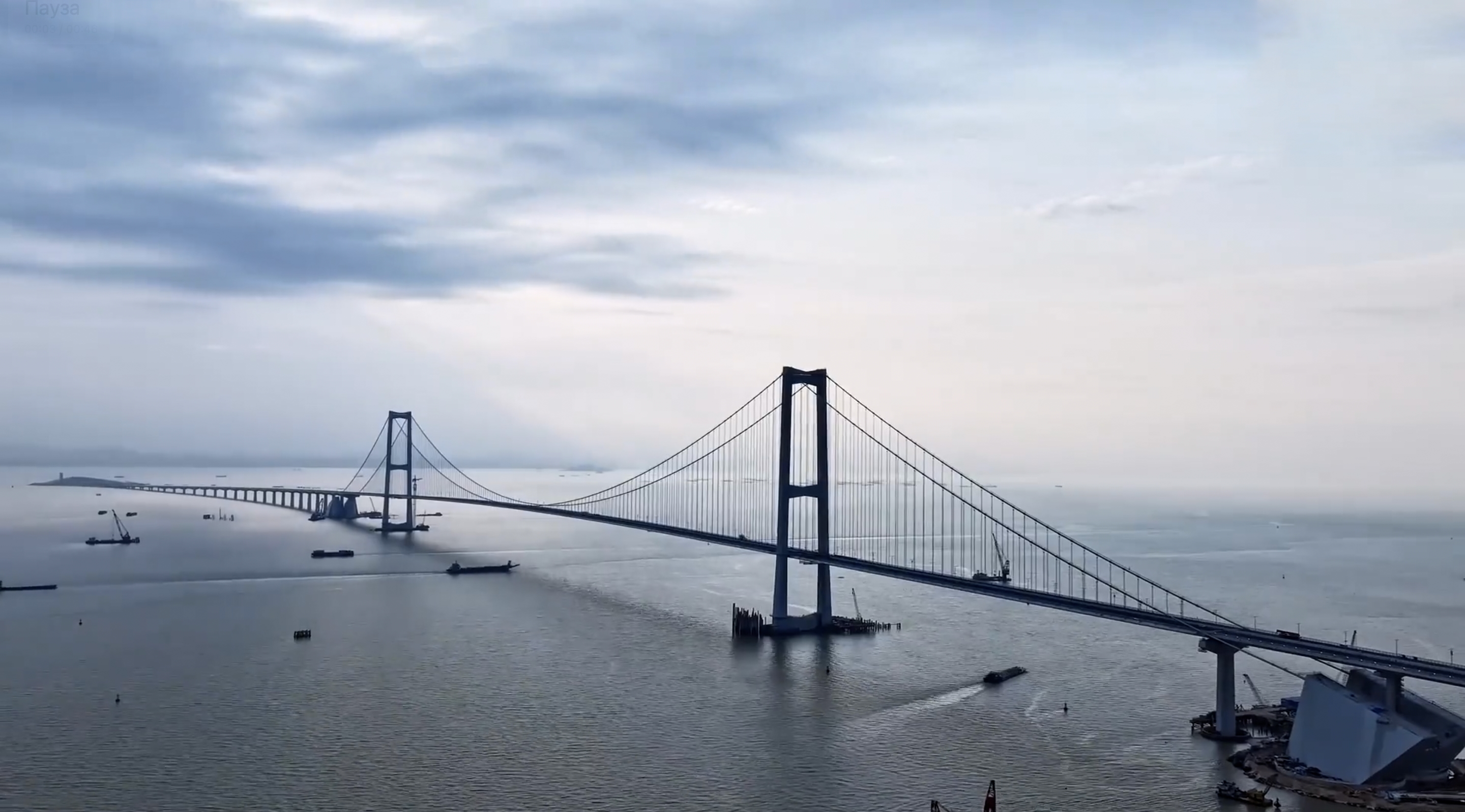 Dwa mosty, dwie sztuczne wyspy i jeden podwodny tunel: Chiny otwierają autostradę Shenzhen-Zhongshan o wartości 1,5 mld USD, 7 lat budowy