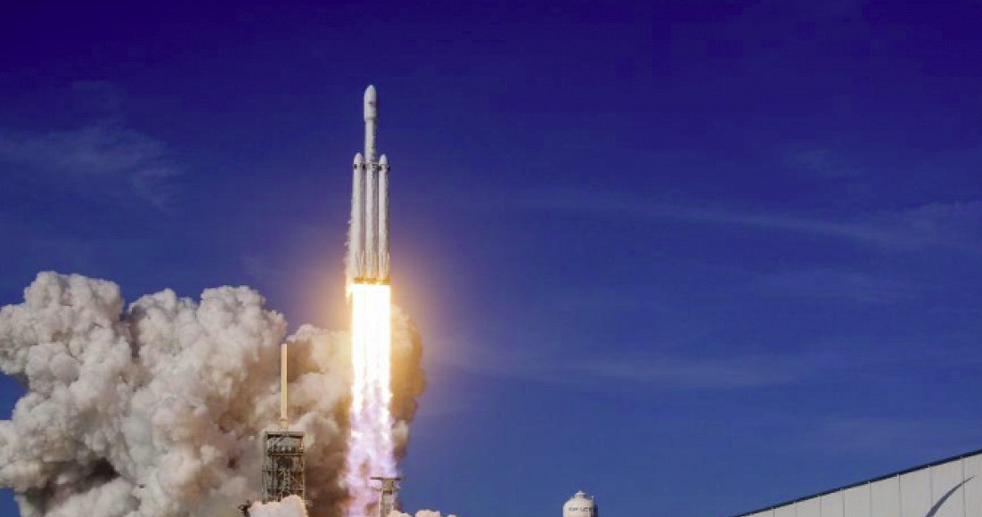 Rakiety SpaceX Falcon Heavy zatwierdzone do wystrzeliwania tajnych amerykańskich satelitów