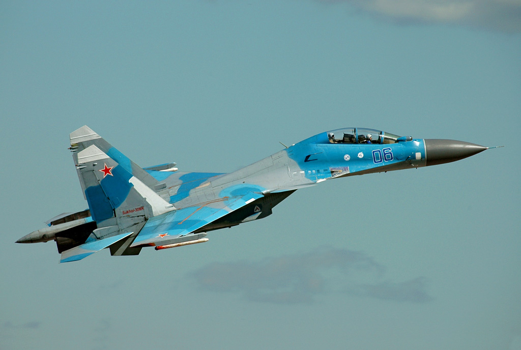 Ukraińscy spadochroniarze zestrzelili rosyjski odrzutowiec Su-30 i zniszczyli opancerzony samolot szturmowy Su-25