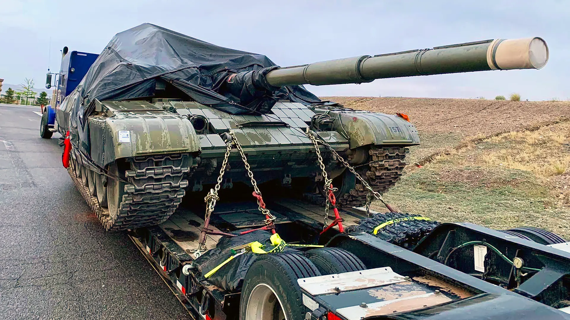 Po T-90A, rosyjski czołg T-72 znalazł się w USA - pojazd bojowy jest transportowany do Aberdeen Proving Ground