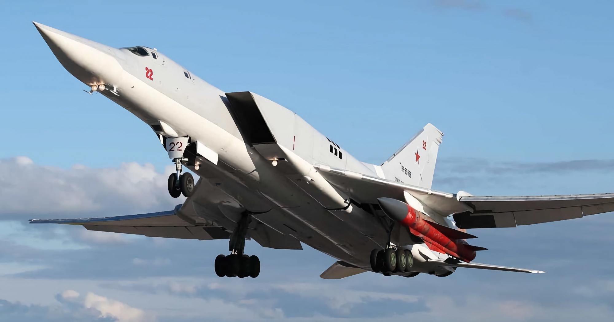 Ukraiński system obrony powietrznej po raz pierwszy zniszczył rosyjski bombowiec strategiczny Tu-22M3 przenoszący pociski manewrujące Kh-22