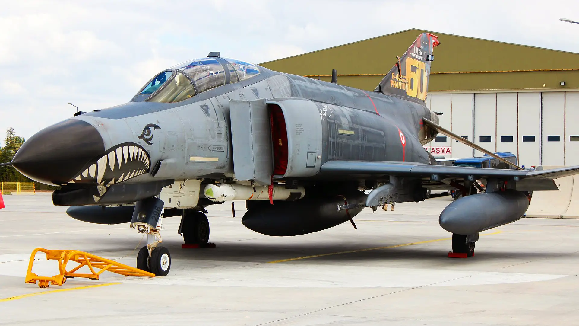 Turcja nadal korzysta z myśliwców trzeciej generacji F-4 Phantom II - prawie 50-letnie samoloty wzięły udział w ćwiczeniach Anatilian Eagle