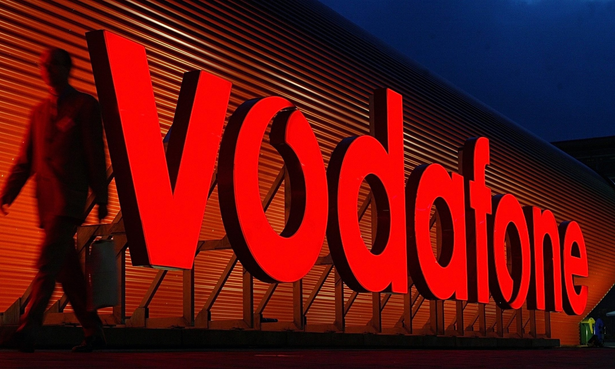 Vodafone zapewnia bezpłatne megabajty i minuty dla Ukraińców w roamingu w Rumunii, Mołdawii, na Węgrzech i w Polsce.