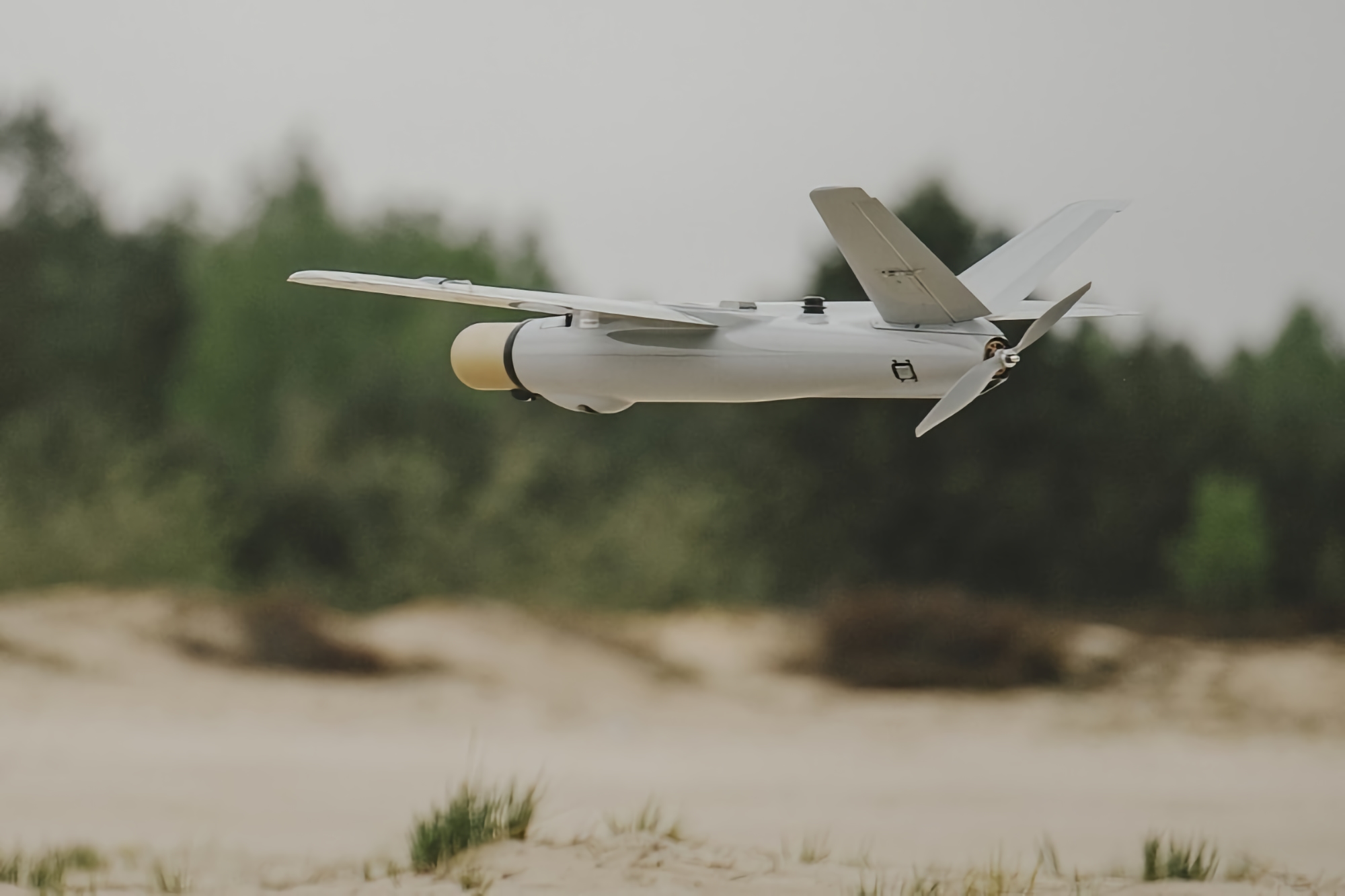 Litwa przekaże Ukrainie drony Warmate kamikaze, które mogą latać z prędkością 150km/h i niszczyć sprzęt wroga z odległości do 30km