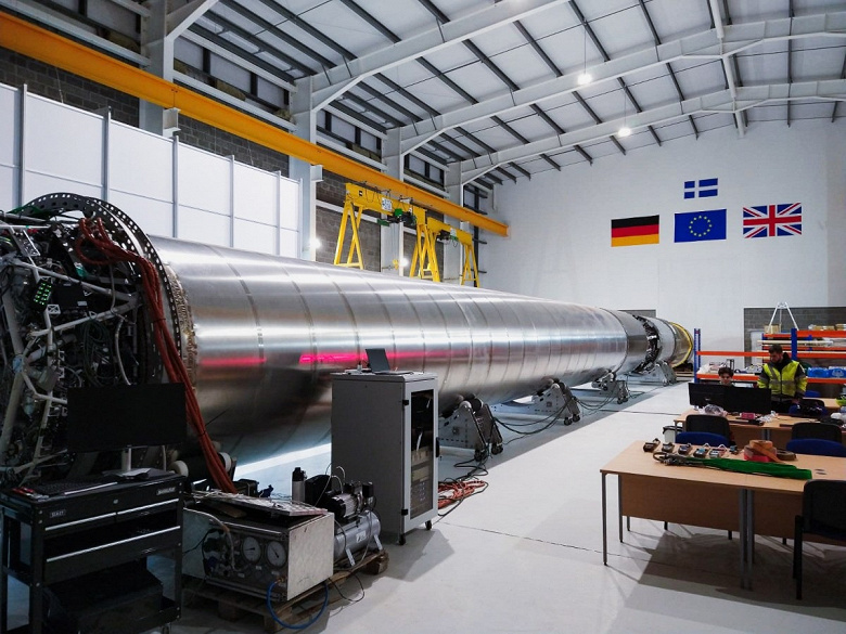 Etapy rakiety RFA ONE w produkcji