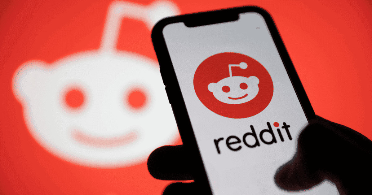 FTC bada umowy licencyjne Reddit dotyczące sztucznej inteligencji