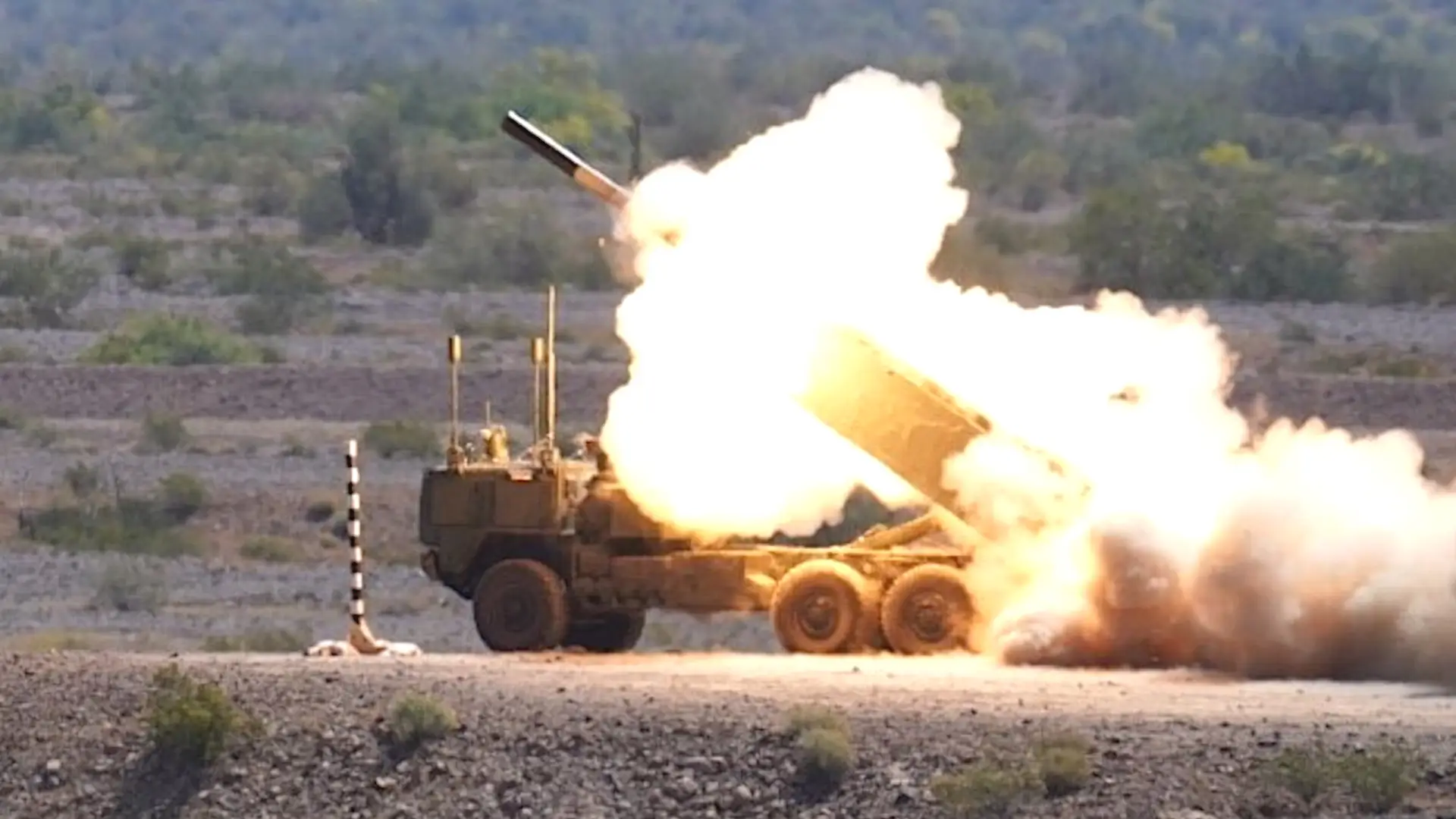 Armia Stanów Zjednoczonych z powodzeniem przeprowadziła pierwszy test odpalenia bezzałogowego systemu rakietowego HIMARS, który będzie w stanie wykorzystywać pociski balistyczne PrSM o zasięgu do 500 kilometrów