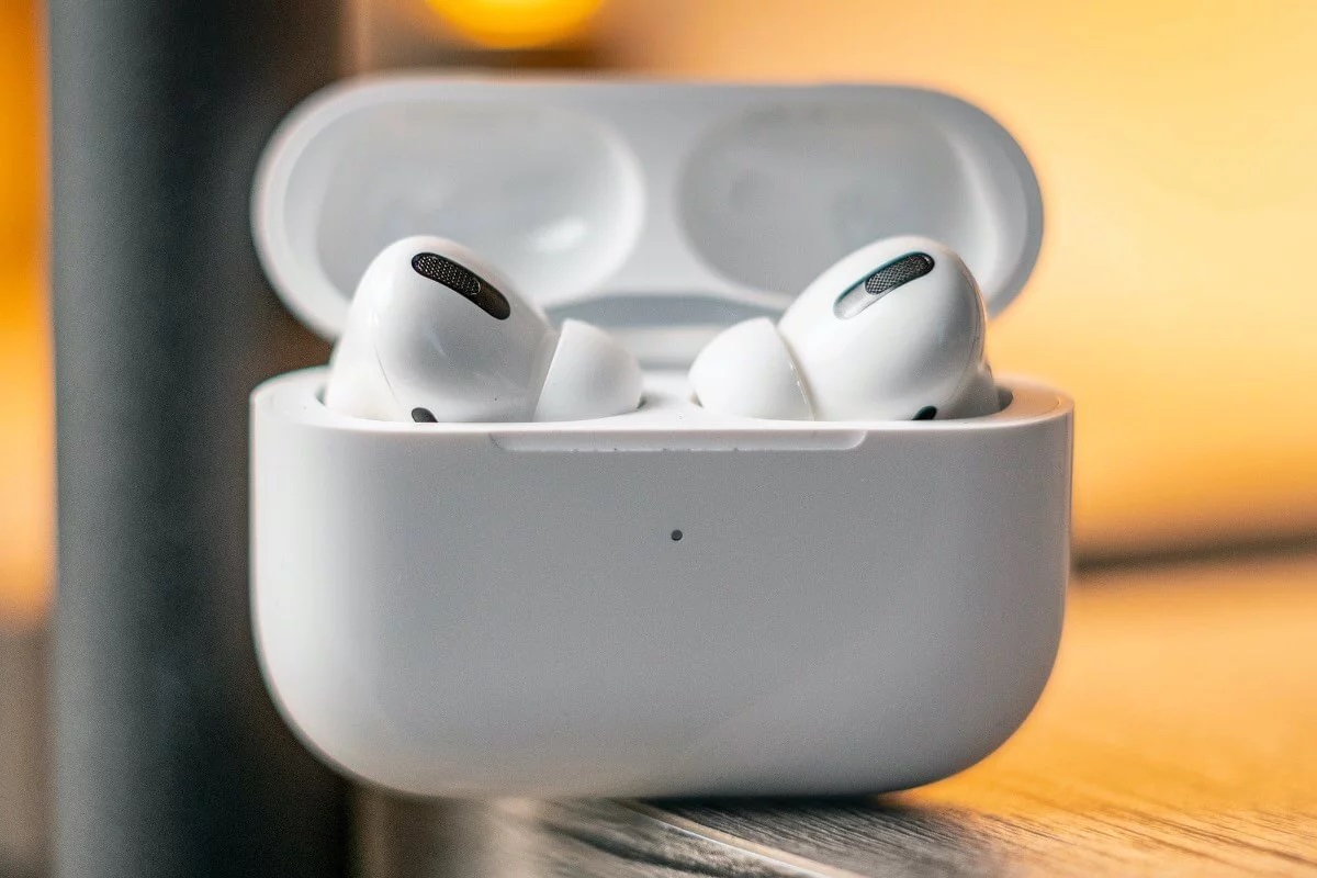 Łatwiejsze i tańsze AirPods Pro: Apple przygotowuje słuchawki AirPods Pro Lite