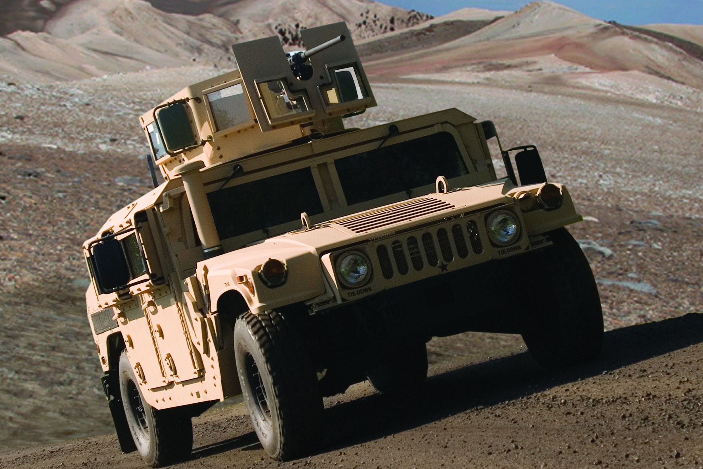 AM General otrzymał 733 miliony dolarów na produkcję Humvee w modyfikacji pojazdu o zwiększonej pojemności dla armii amerykańskiej