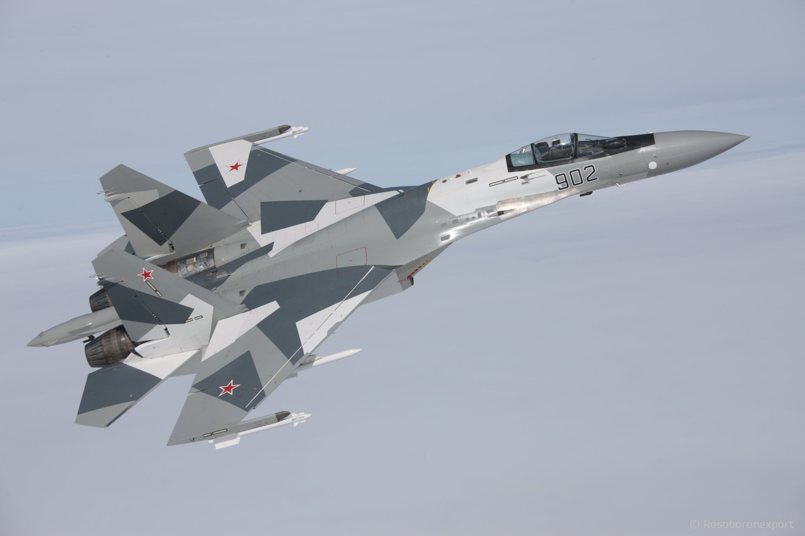 Siły Zbrojne Ukrainy zniszczyły dwie eskadry nowoczesnych rosyjskich myśliwców Su-35 o wartości 1-1,5 mld USD