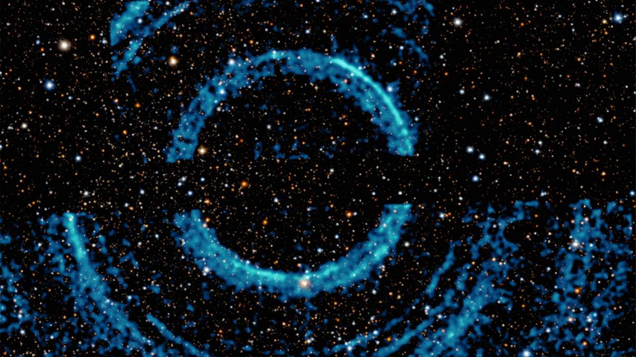 NASA rejestruje obrazy masywnych pierścieni wokół odległej czarnej dziury
