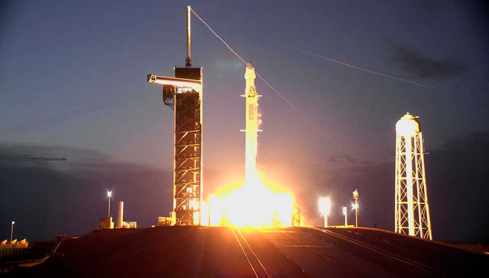 SpaceX wysłał ciężarówkę kosmiczną Cargo Dragon 2 na orbitę - jest to 30. start rakiety Falcon 9 w 2022 roku