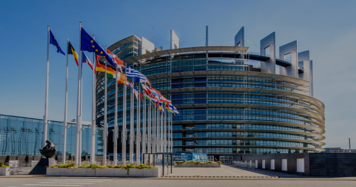 Sztuczna inteligencja w prawie: UE ratyfikuje umowę regulującą sztuczną inteligencję