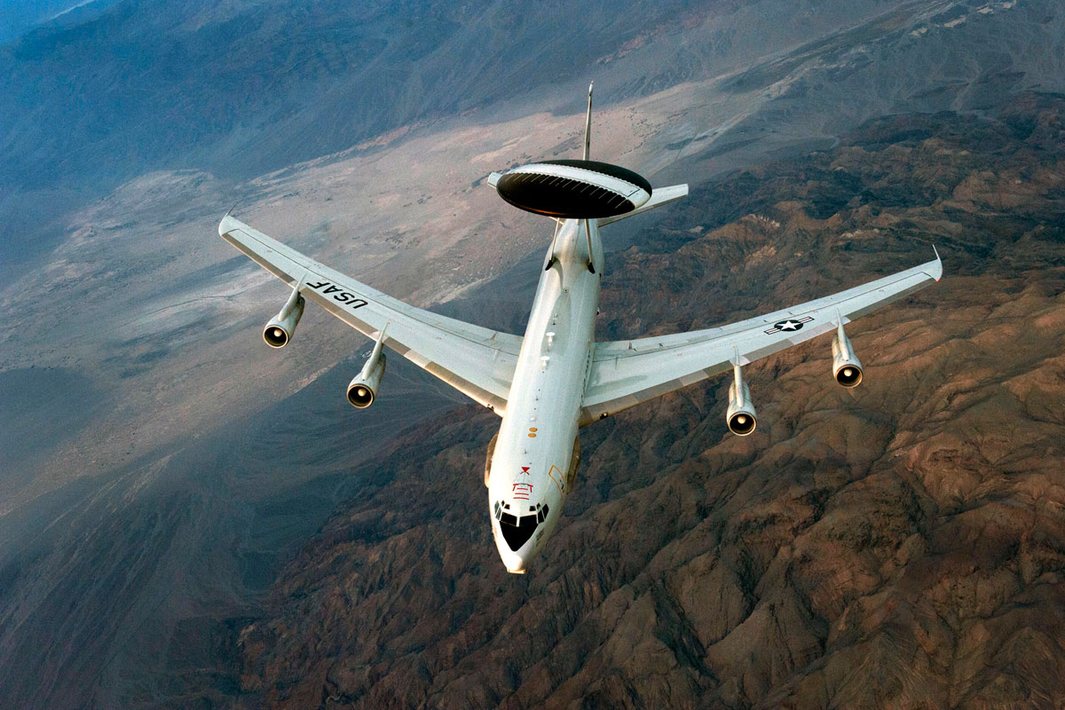 US Air Force wycofuje pierwszy z 13 samolotów E-3 Sentry po A-10C Thunderbolt II