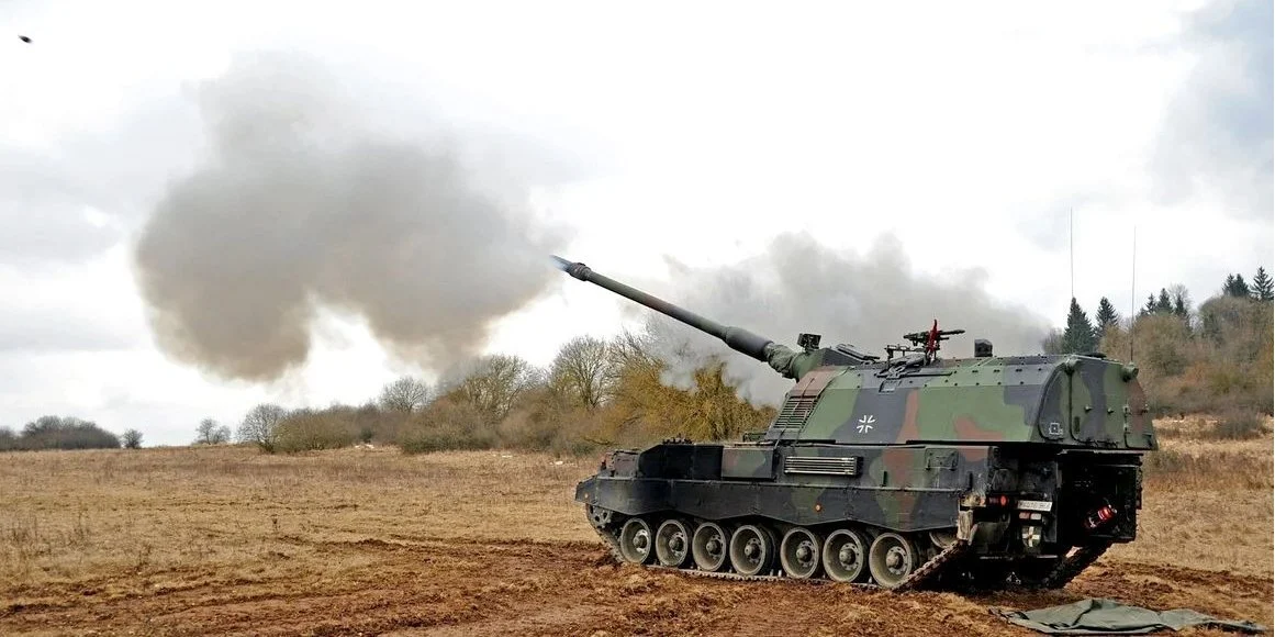 Der Spiegel: niemieckie haubice Panzerhaubitze 2000 zawodzą z powodu dużej intensywności ostrzału Sił Zbrojnych Ukrainy