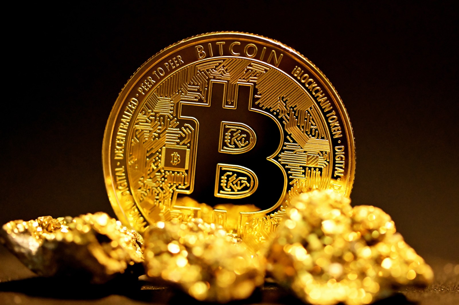 Cena Bitcoina przebija 50 000 USD po raz pierwszy od początku maja