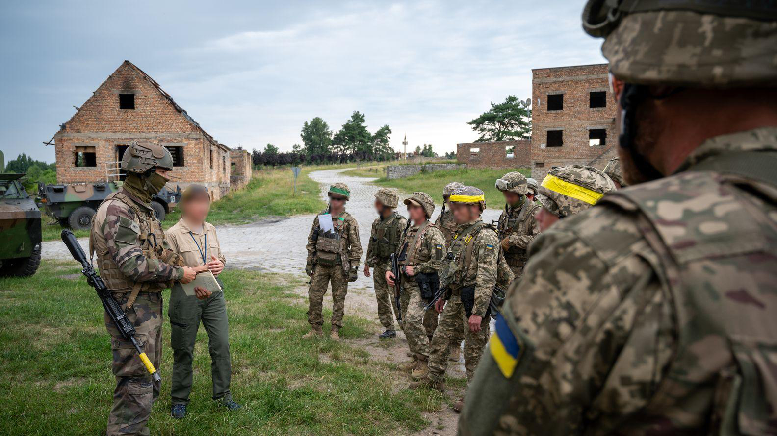 Ponad 2000 żołnierzy Brygady Anny Kijowskiej Sił Zbrojnych Ukrainy szkoli się we Francji