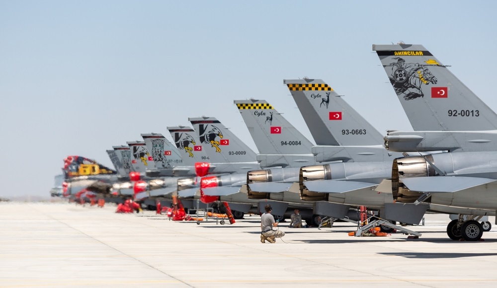 Stany Zjednoczone zatwierdzą sprzedaż najbardziej zaawansowanych myśliwców F-16 Block 70/72 do Turcji w ramach kontraktu o wartości 20 mld USD.