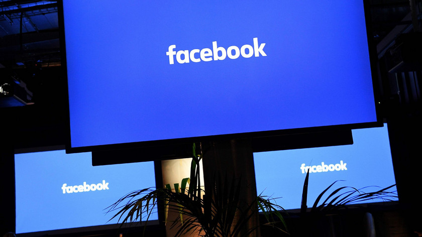 Publikacja "inteligentnej" kolumny na Facebooku jest odkładana z powodu skandalu z danymi użytkownika