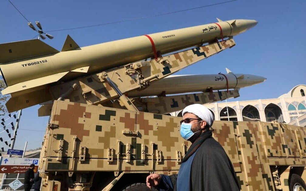 Iran zwiększa produkcję rakiet balistycznych i dronów, aby pomóc Hezbollahowi i Rosji 
