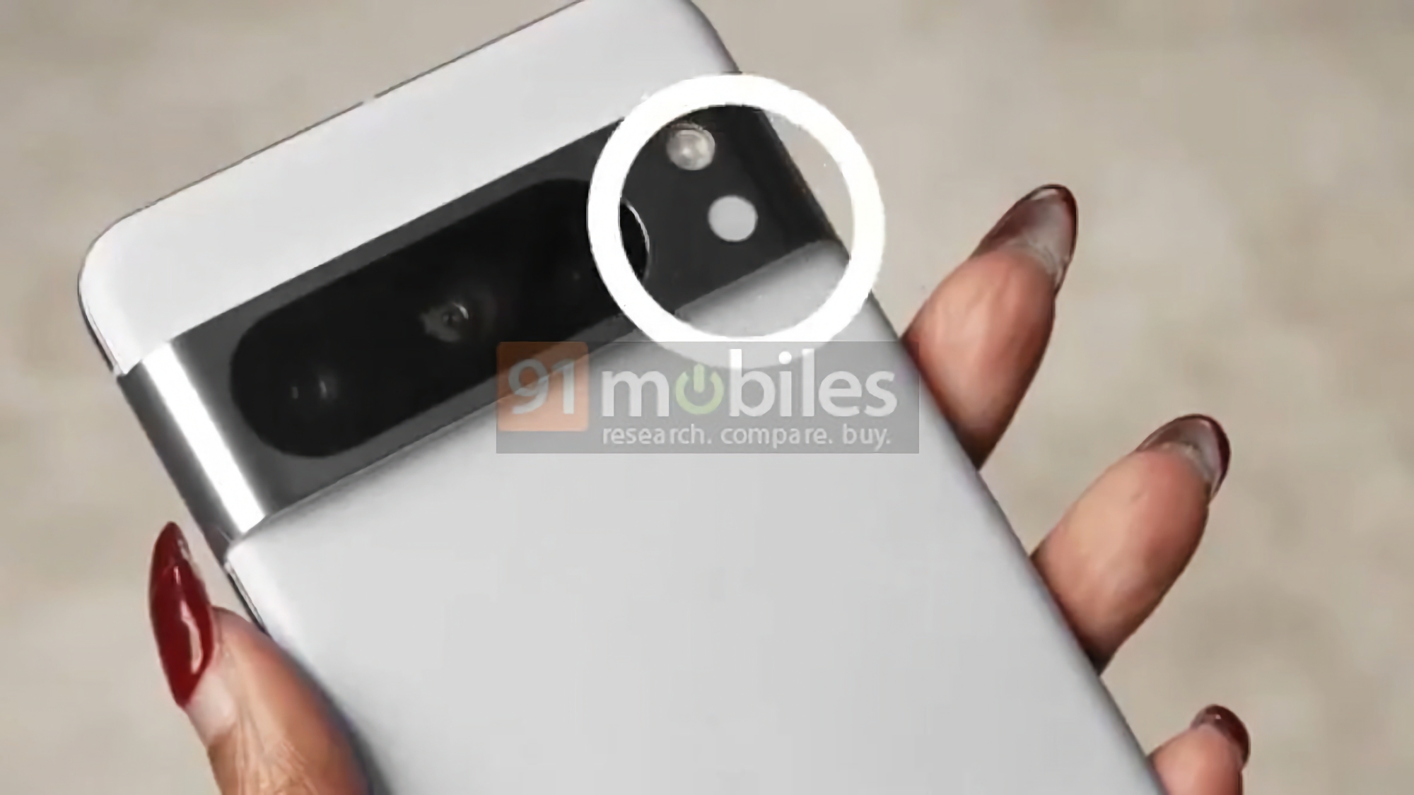 Reklama Google Pixel 8 Pro trafia do internetu: smartfon otrzyma czujnik temperatury ciała