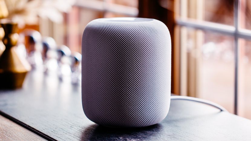Inteligentna kolumna HomePod nie spełnia oczekiwań Apple