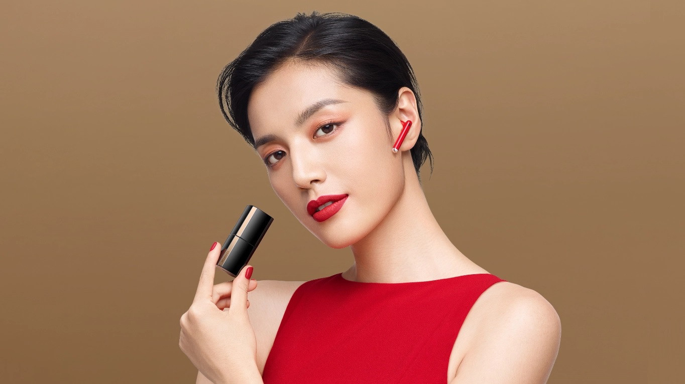 Huawei wprowadza słuchawki FreeBuds Lipstick TWS z ANC i 24-godzinnym czasem pracy na baterii za 249€