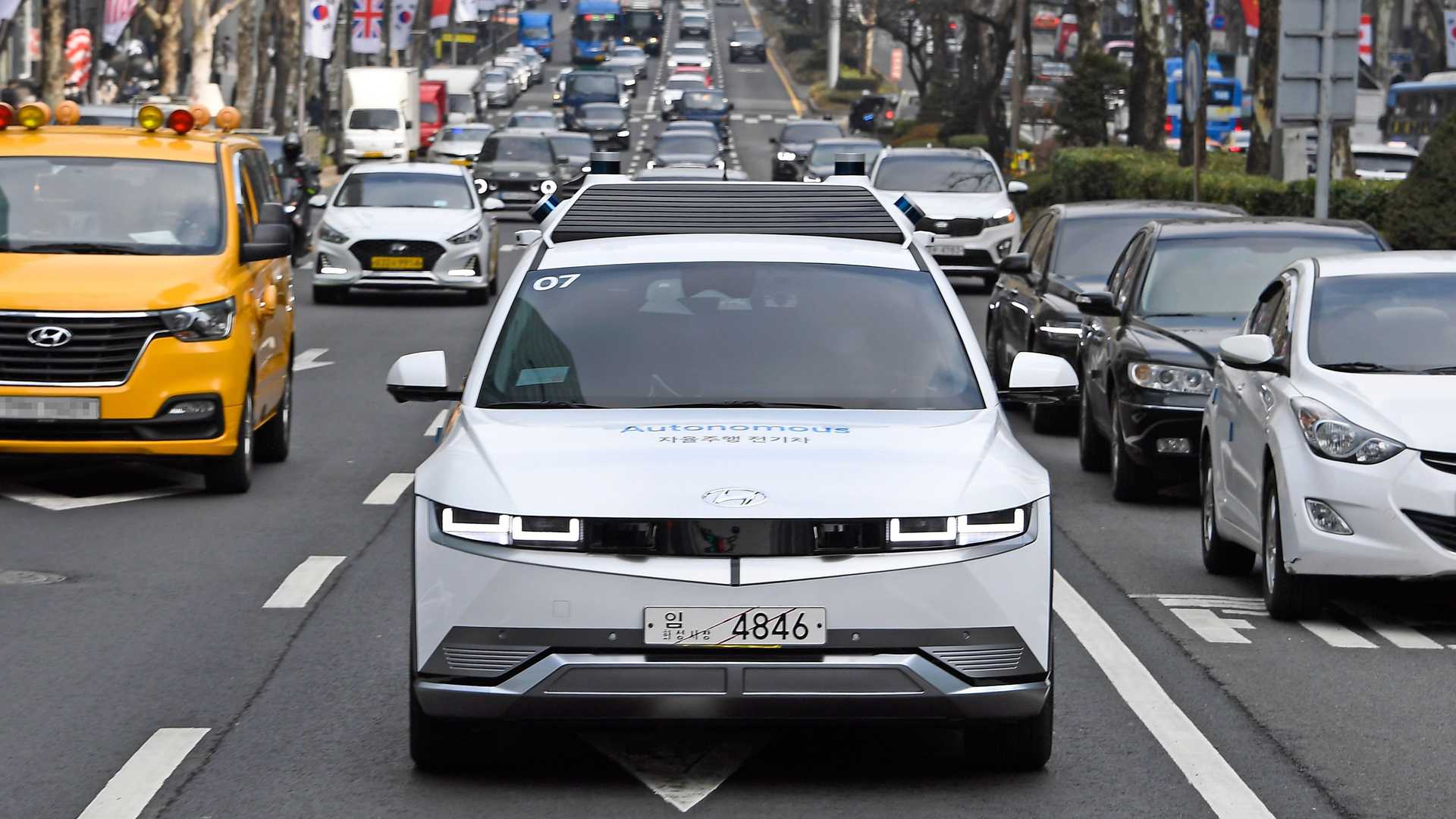 Hyundai wprowadza autonomiczną usługę RoboRide w Seulu w Korei Południowej