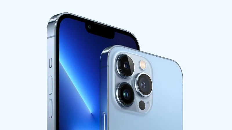 Kosmiczna era komunikacji: iPhone 13 uzyskuje dostęp do Starlink z iOS 18.5 Rewolucja łączności: iOS 18.5 dodaje Starlink dla iPhone 13