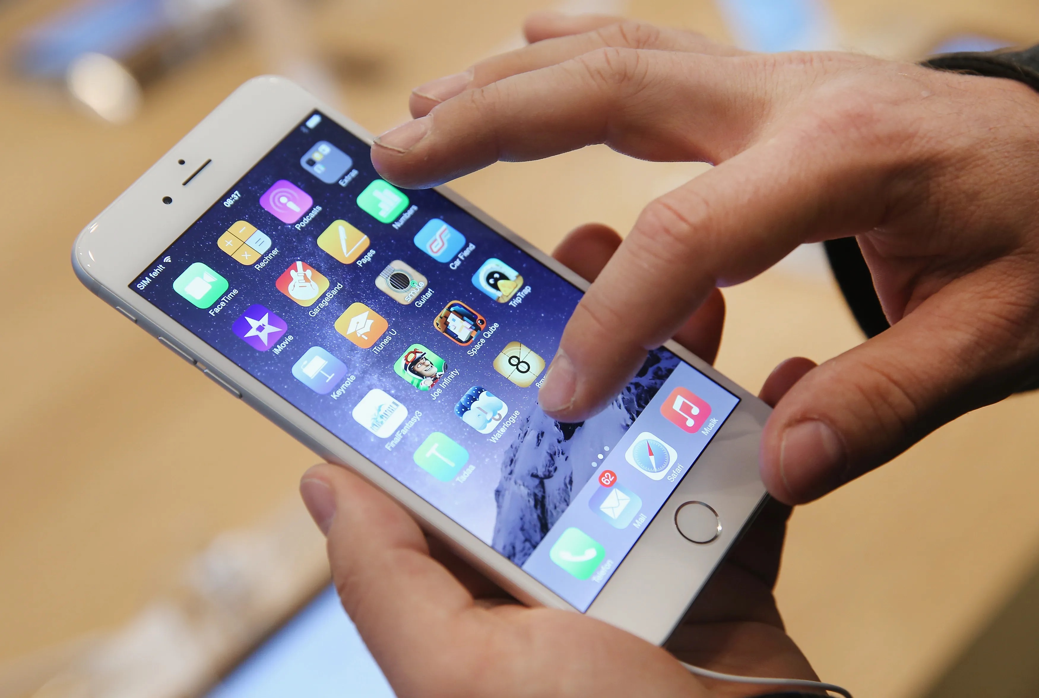 Apple niespodziewanie udostępniło aktualizację iOS 12.5.5 dla starszych smartfonów iPhone 5s, iPhone 6 i 6 Plus oraz tabletów iPad Air i iPad mini
