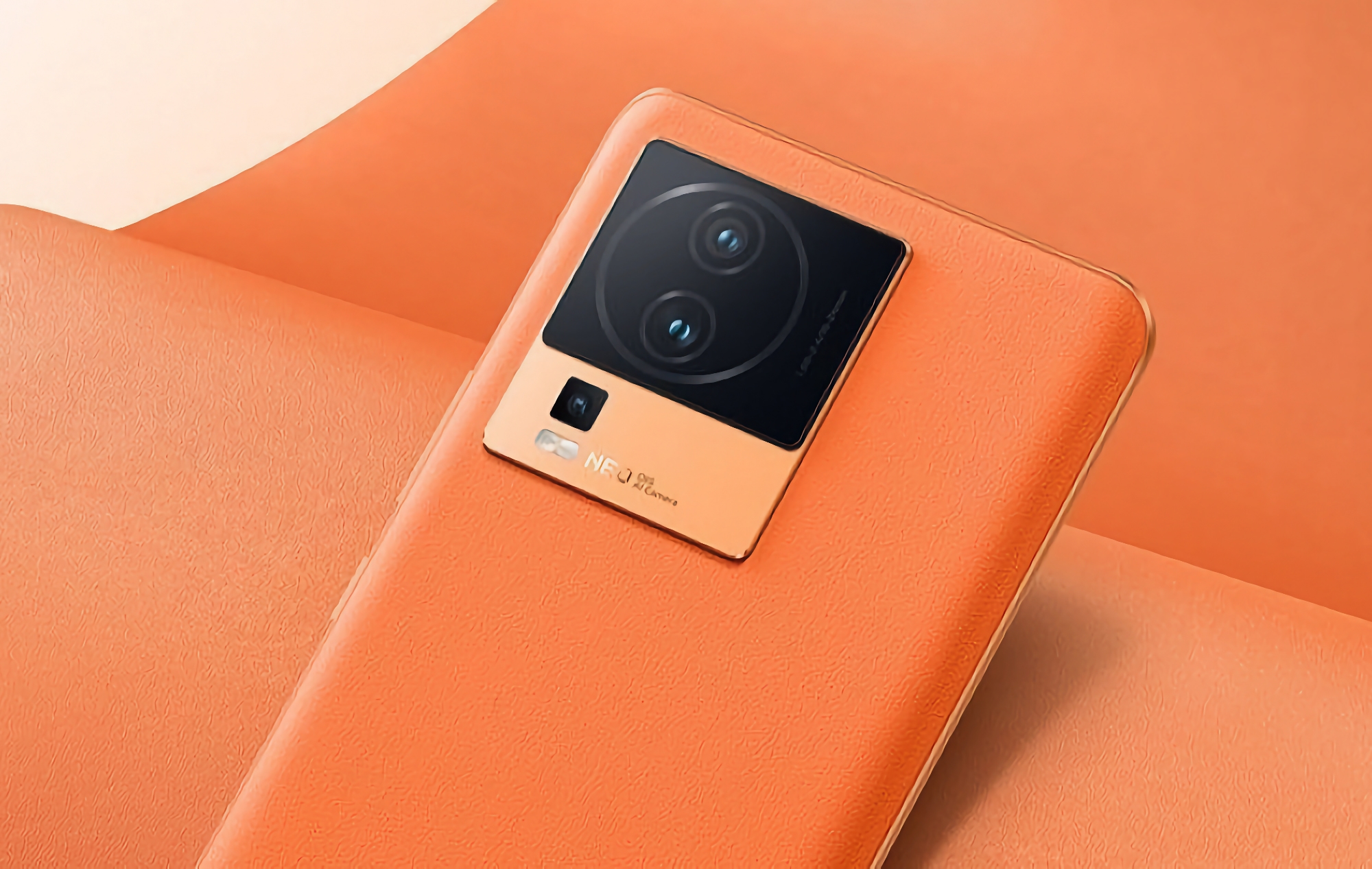 To już oficjalne: iQOO Neo 7 Pro otrzyma flagowy układ Snapdragon 8+ Gen 1
