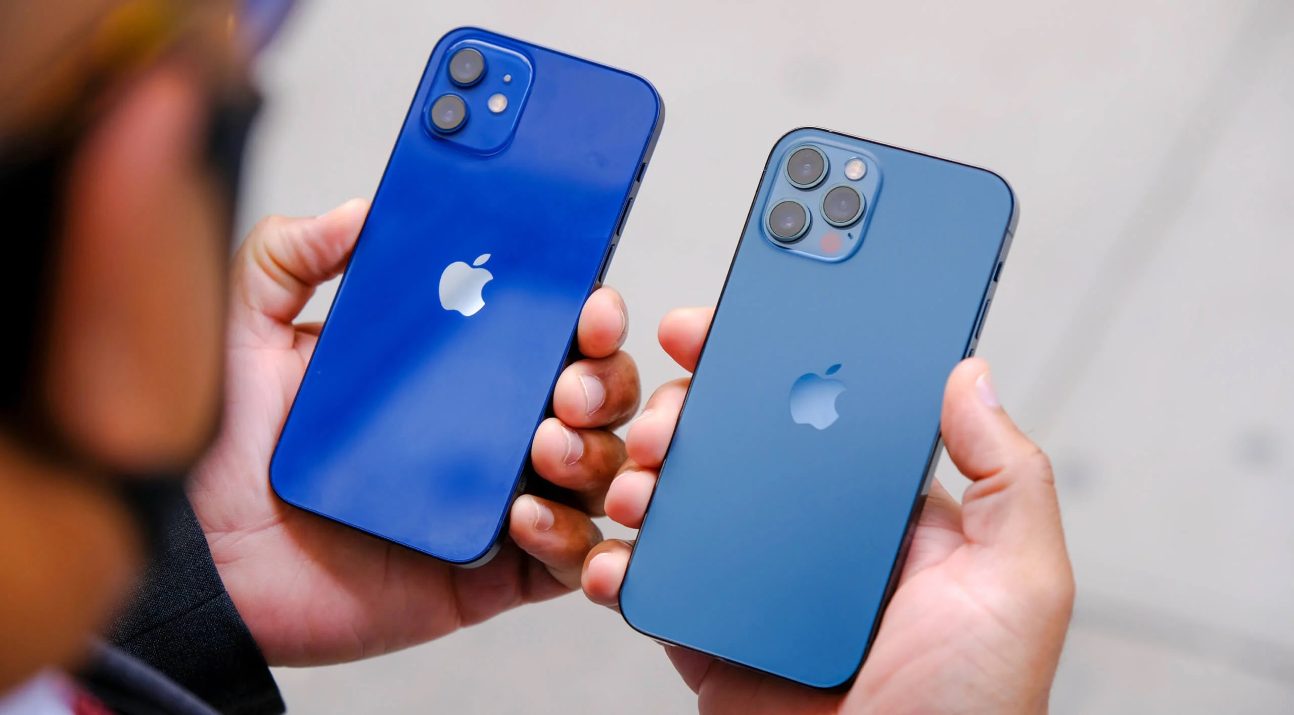 Apple przyznaje się do poważnej usterki iPhone’a 12 i iPhone’a 12 Pro i obiecuje naprawę smartfonów za darmo