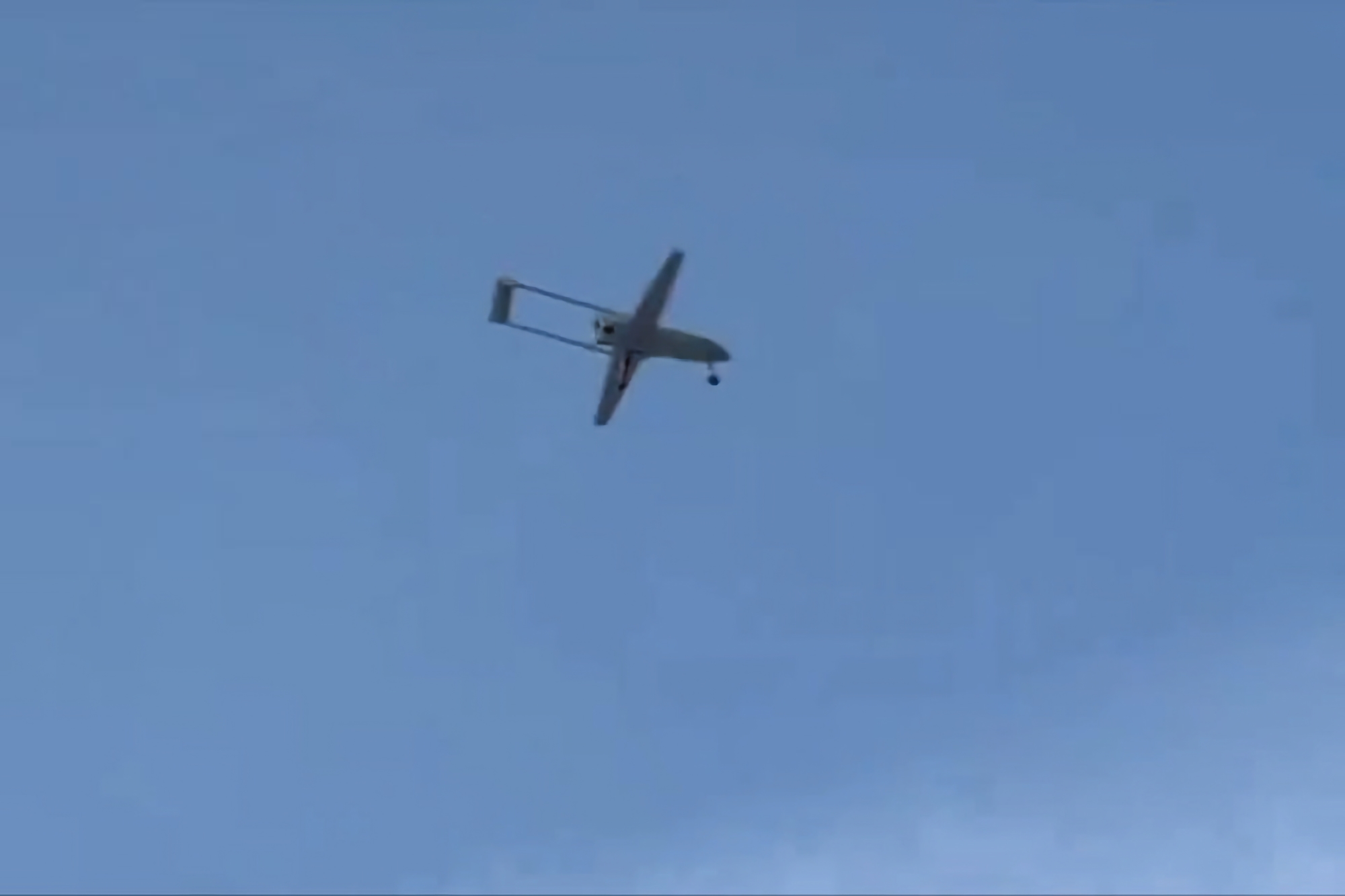 CNN: Ukraińskie drony atakujące rosyjskie rafinerie są namierzane przy użyciu sztucznej inteligencji