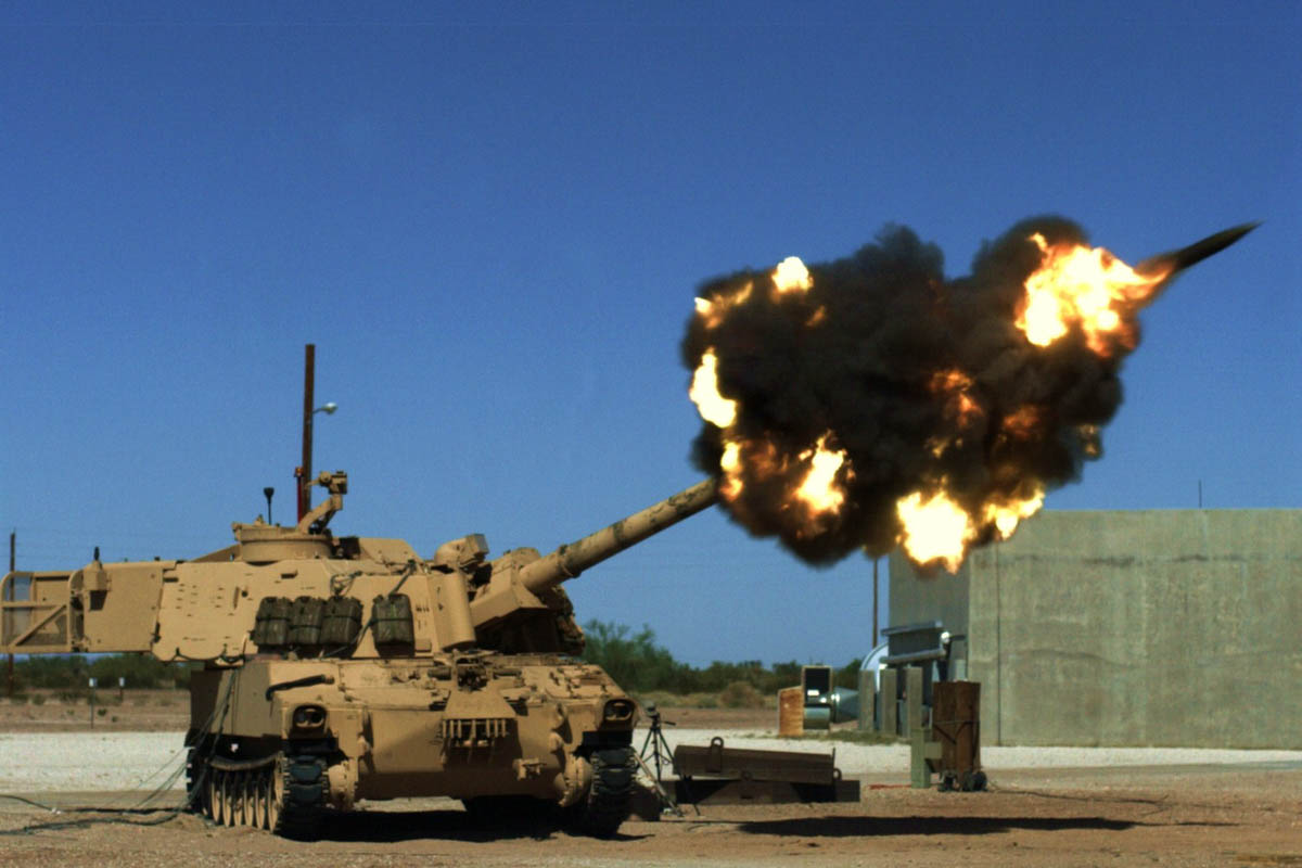 Raytheon otrzymuje 583 mln dolarów na opracowanie technologii świadomości sytuacyjnej dla czołgów Abrams, haubic M109 Paladin i wozów bojowych Bradley.