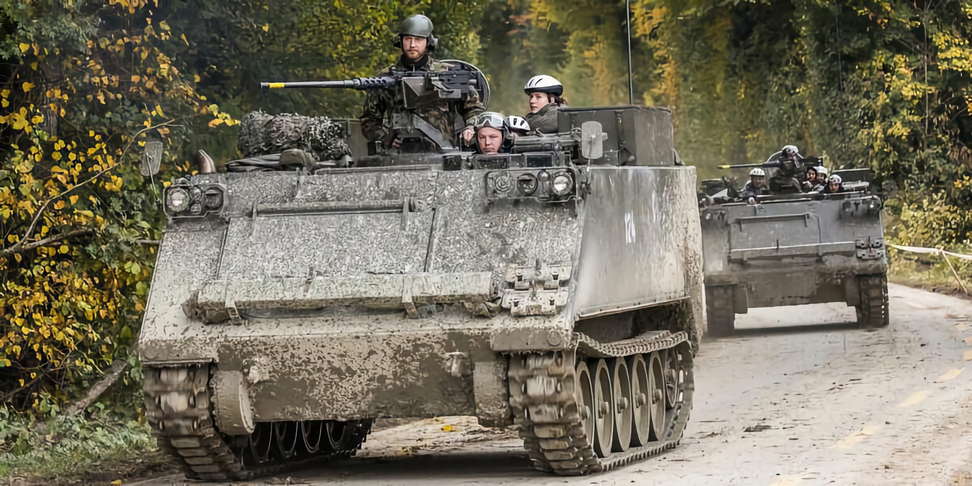 Transportery opancerzone M113, które zostały przeniesione przez Litwę, już walczą na froncie