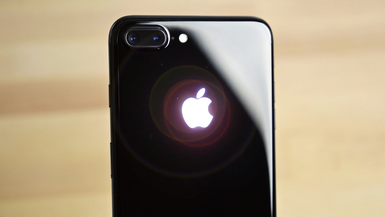 Jabłko w nowym smartfonie Apple będzie się świecić