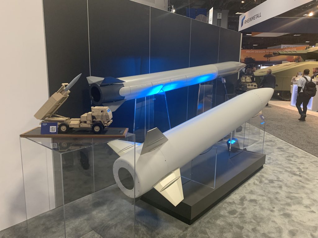 Lockheed Martin ujawnia pocisk najdłuższego zasięgu dla M142 HIMARS i M270 MLRS - Precision Strike Missile o zasięgu startu 650 km