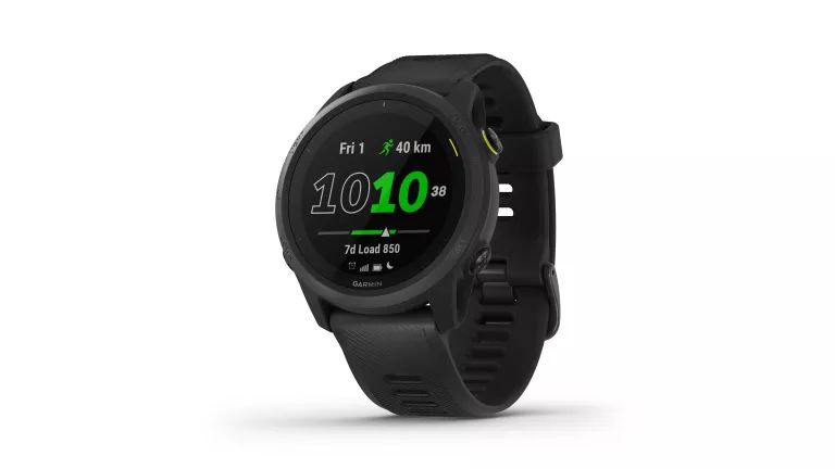 Garmin zaktualizował smartwatche Forerunner 245, 745 i 945 wydane ponad 4 lata temu