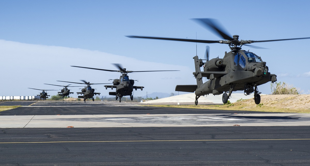Stany Zjednoczone zatwierdziły sprzedaż Polsce kilkudziesięciu śmigłowców szturmowych AH-64E Apache, 7 650 zestawów inteligentnych bomb APKWS=II oraz tysięcy pocisków AGM-114R2 Hellfire, AGM-179A JAGM i Stinger o wartości 12 miliardów dolarów.