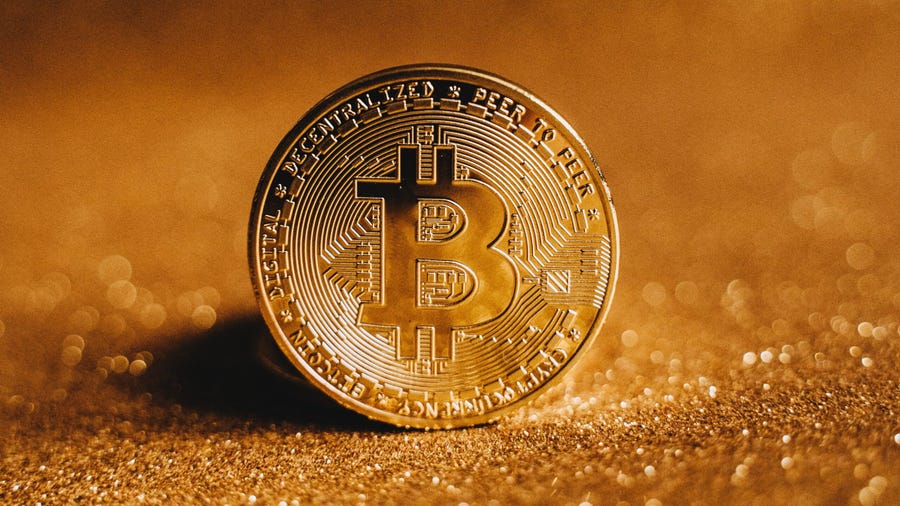 Bitcoin przekracza 30 000 dolarów po raz pierwszy od lata 2022 roku - analitycy spodziewają się wzrostu kursu do 40 000 dolarów