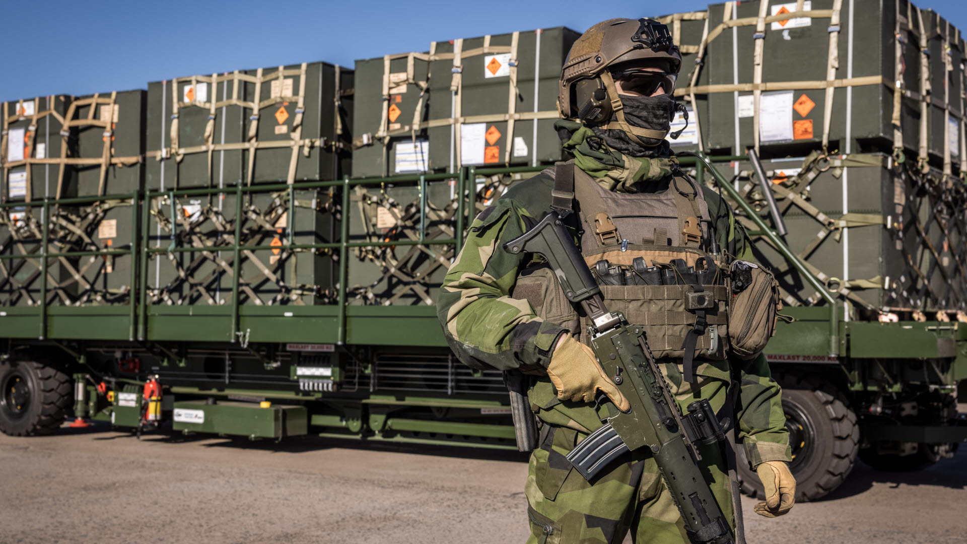 Systemy obrony powietrznej, samochody terenowe i sprzęt zimowy: Szwecja ogłasza nowy pakiet pomocy wojskowej dla Ukrainy o wartości 287 000 000 dolarów