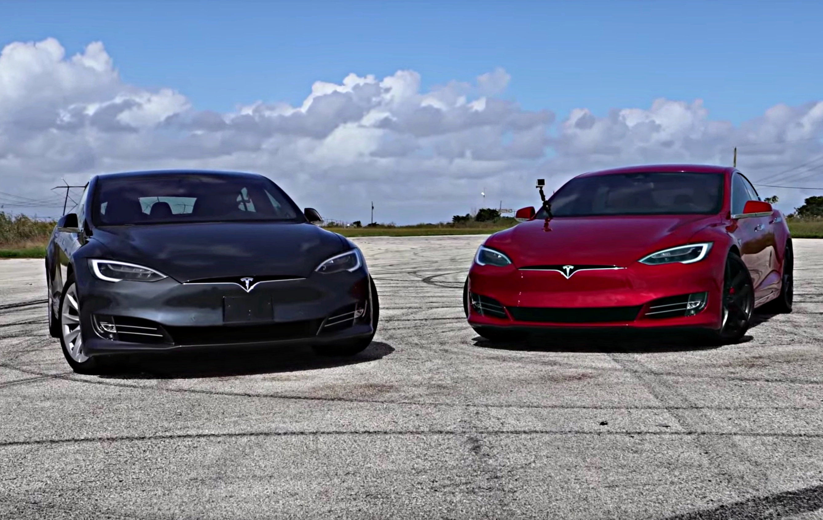 Tesla przypomina ponad 120 tysięcy samochodów elektrycznych Model S z powodu zardzewiałych śrub