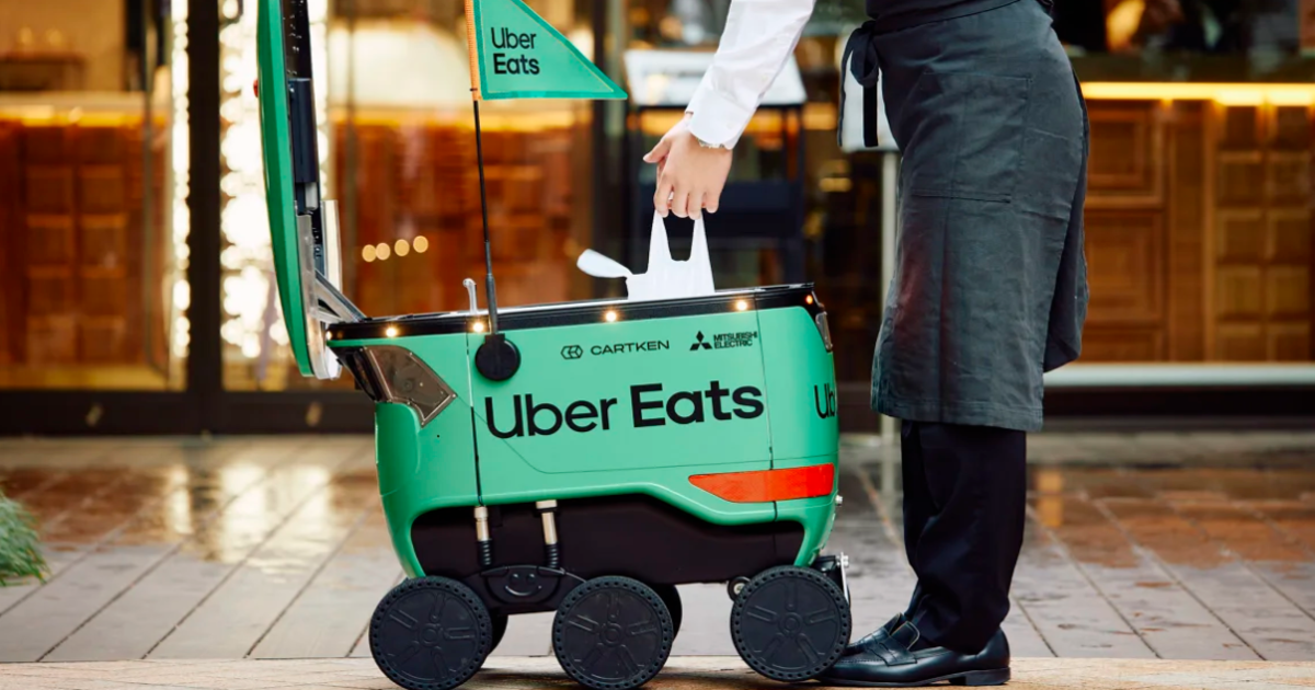 Kurierzy nie są potrzebni: Uber Eats uruchamia dostawę robotów w Japonii