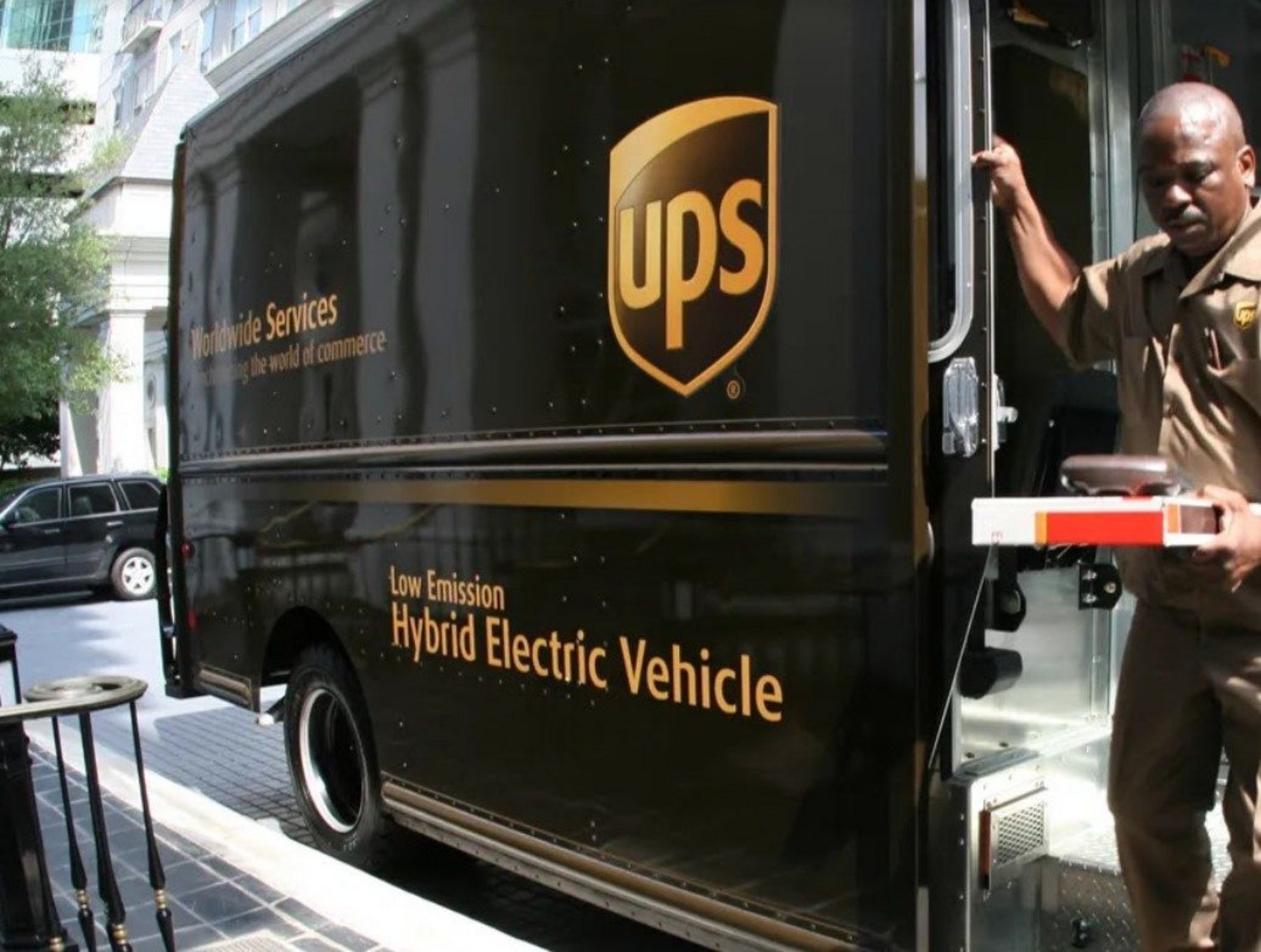 Amerykańska firma logistyczna UPS zawiesza działalność na Ukrainie, w Rosji i na Białorusi