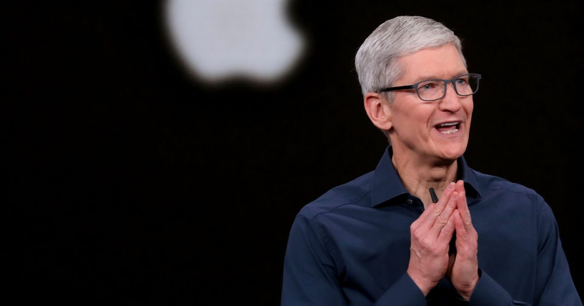 Tim Cook twierdzi, że Apple nie wykluczy przejęcia dużych firm, ale koncentruje się na własności intelektualnej i talentach