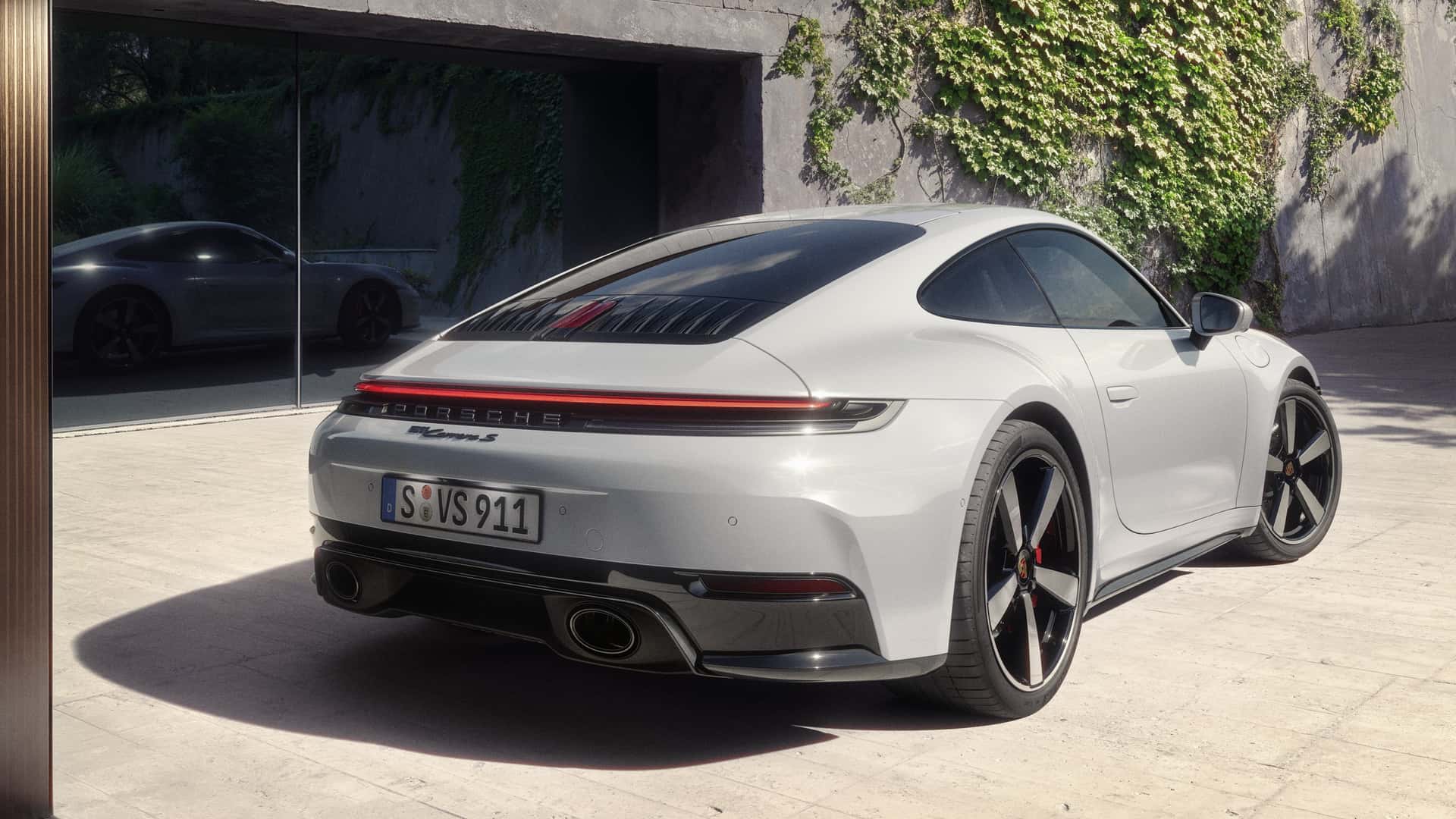 Wnętrze Porsche 911 Carrera S 2025