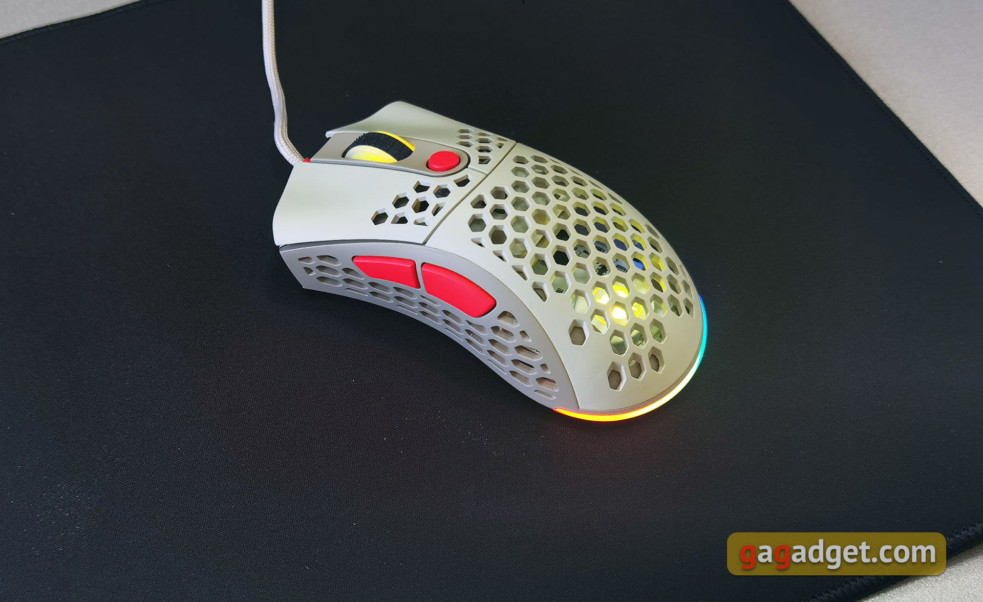 2E Gaming HyperSpeed Pro - przegląd: Lekka mysz do gier z doskonałym sensorem